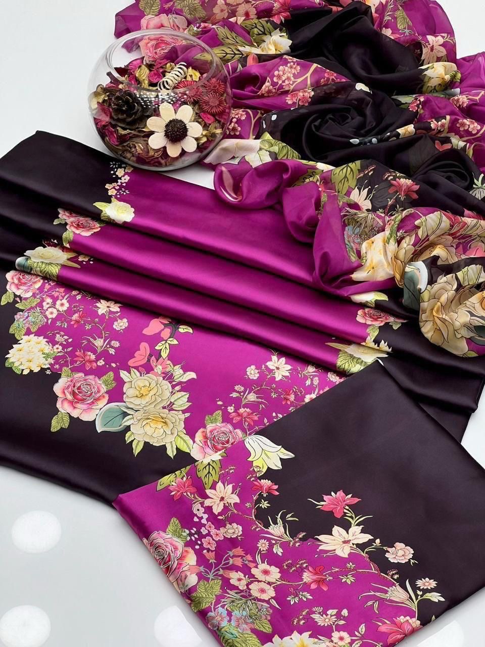 Shamoze Silk – Digital Bloom 3pc Unstitched Suit