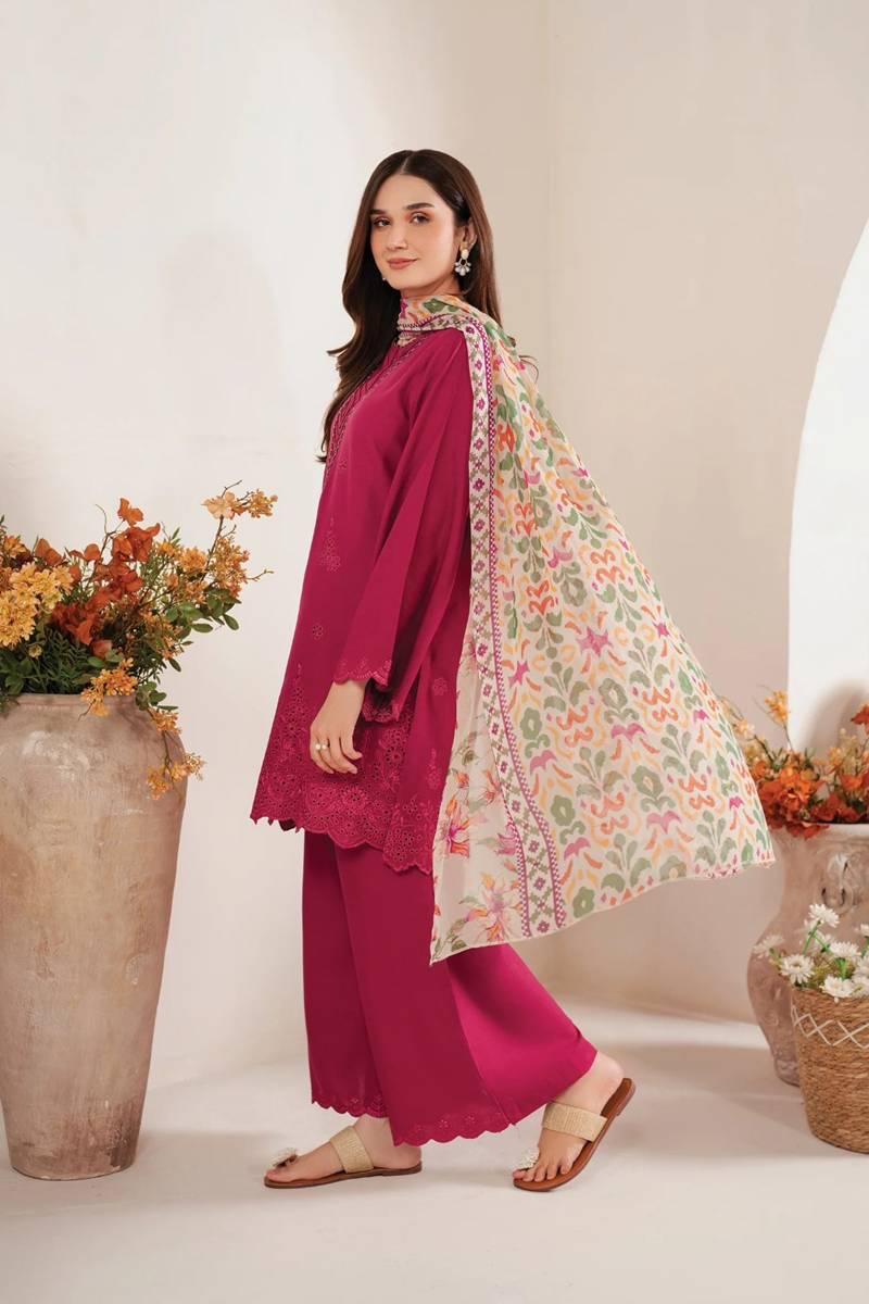 🌸 WINTER'S COLLECTION 🌸  🟥 BRAND NAME : SAPPHIRE 🟨 CATEGORY : DHANAK 3PC EMBROIDERED